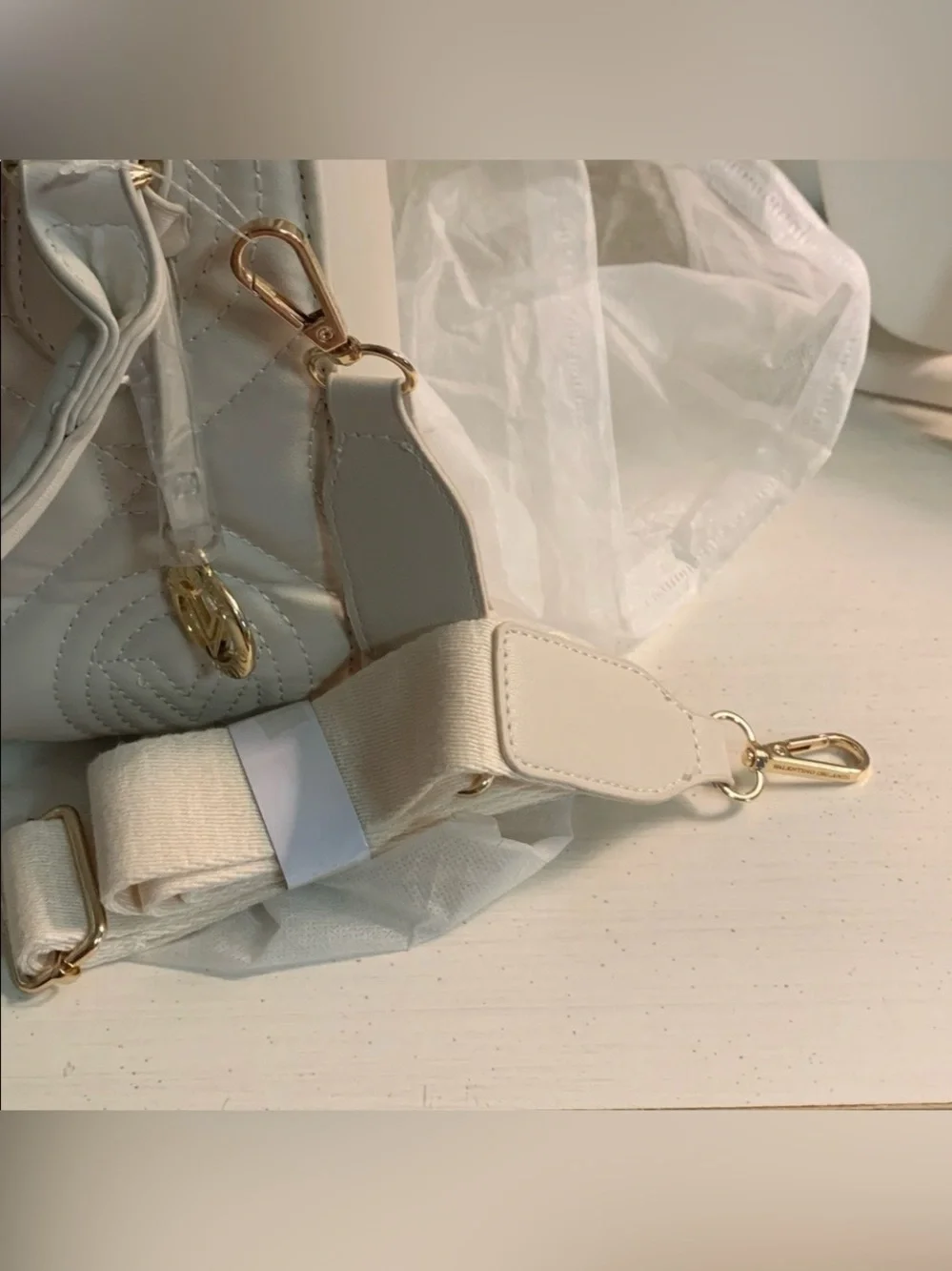 Valentino Orlandi Cream
Quilted Bag - Picture 8 of 12